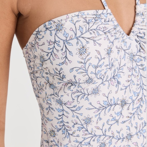 XiRENA Floral Patterned Garment - Picture 2 of 11